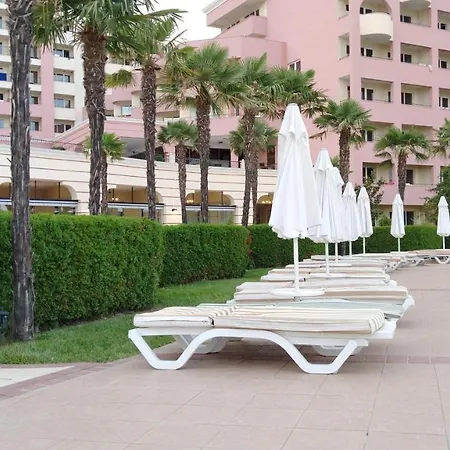 Private Apartment In Sunny Beach アパート *
