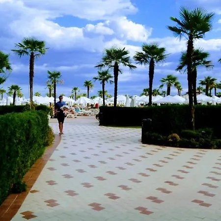 Private Apartment In Sunny Beach アパート *